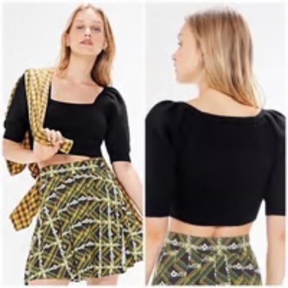 Urban Outfitters,Y2k Bernadette puff sleeve cropped sweater - Picture 1 of 12